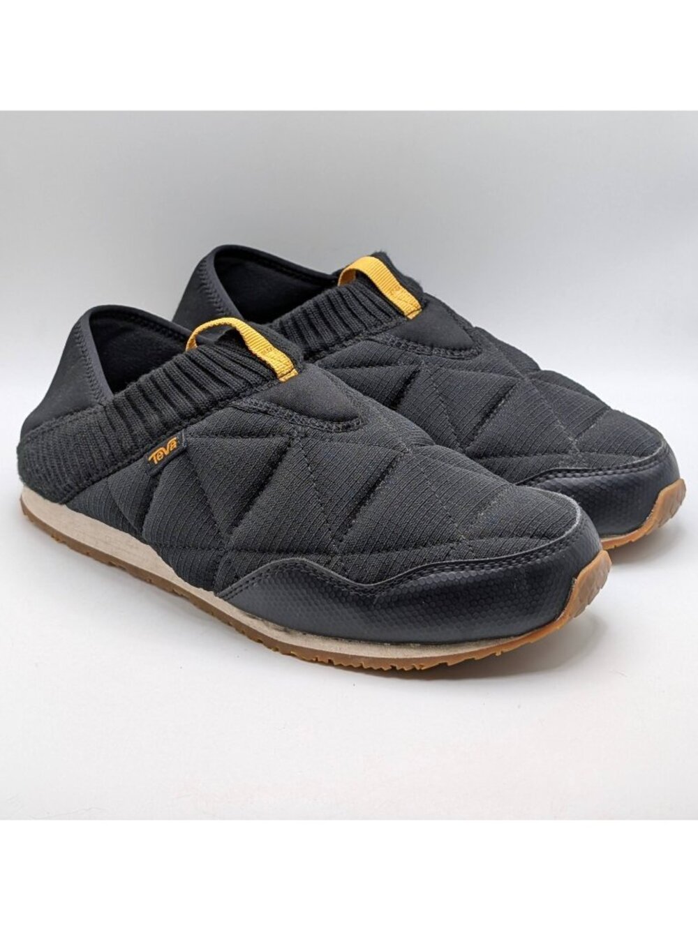 Teva ReEmber Slip On Shoes Womens Size 8 Black Quilted Water Resistant Gorpcore